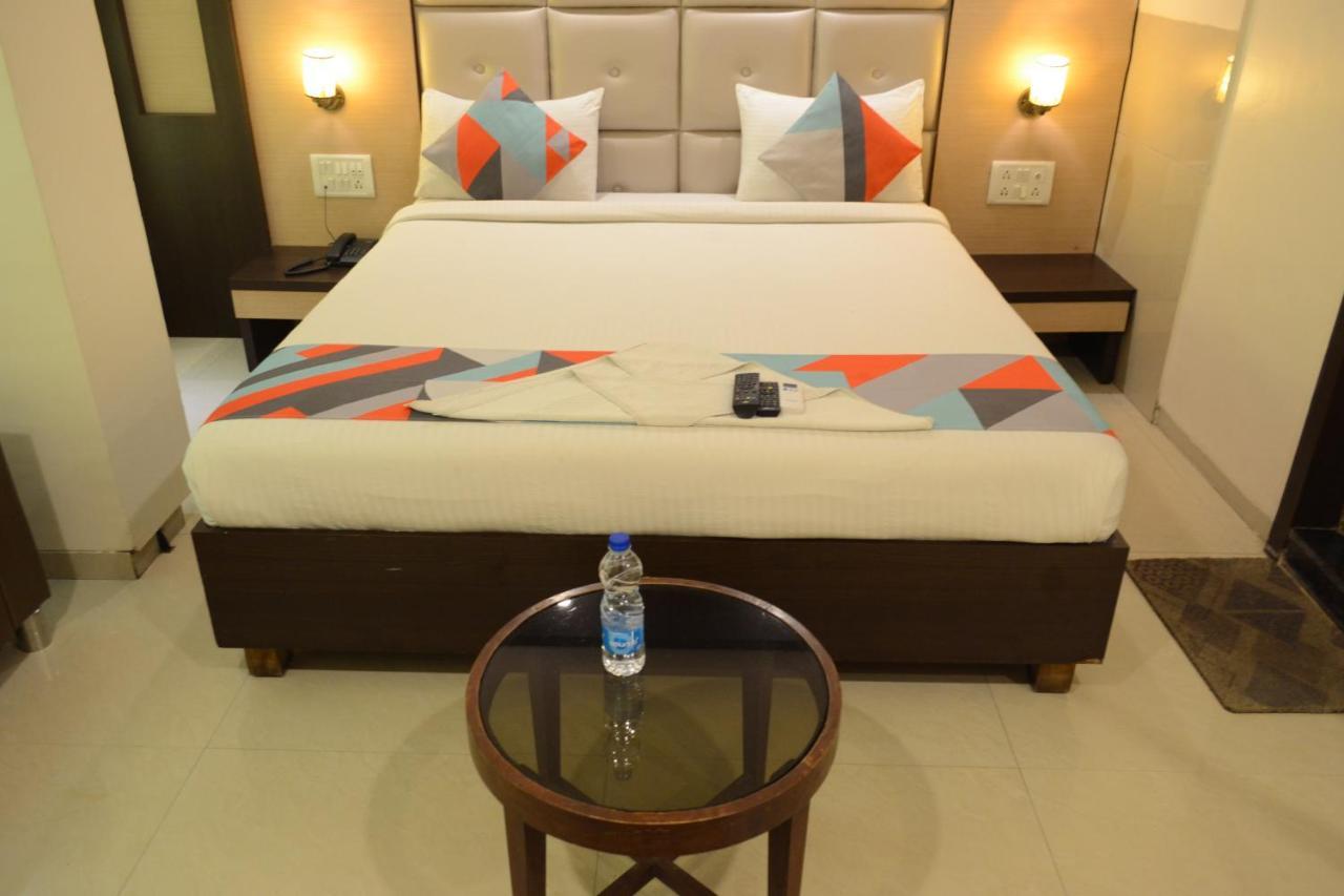 Hotel Aishwarya Residency ナビムンバイ エクステリア 写真